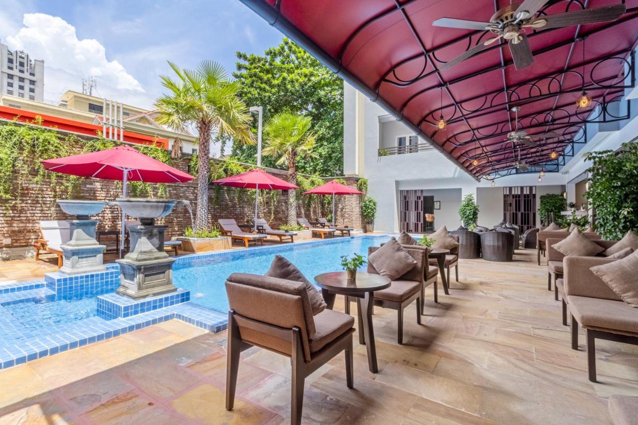 อนิก บูทิค โฮเต็ล แอนด์ สปา โนโรโดม Hotel พนมเปญ ภายนอก รูปภาพ