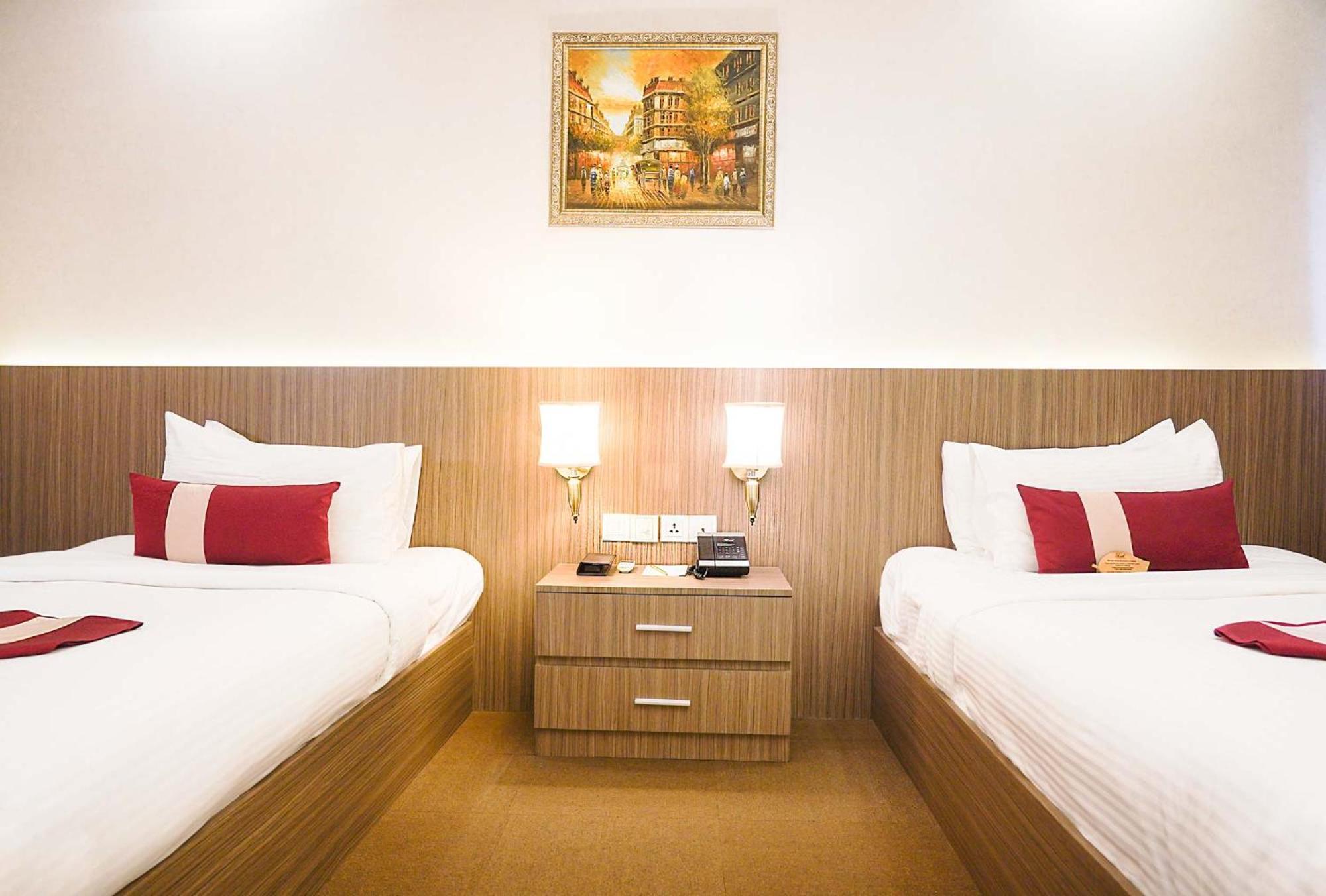 อนิก บูทิค โฮเต็ล แอนด์ สปา โนโรโดม Hotel พนมเปญ ภายนอก รูปภาพ