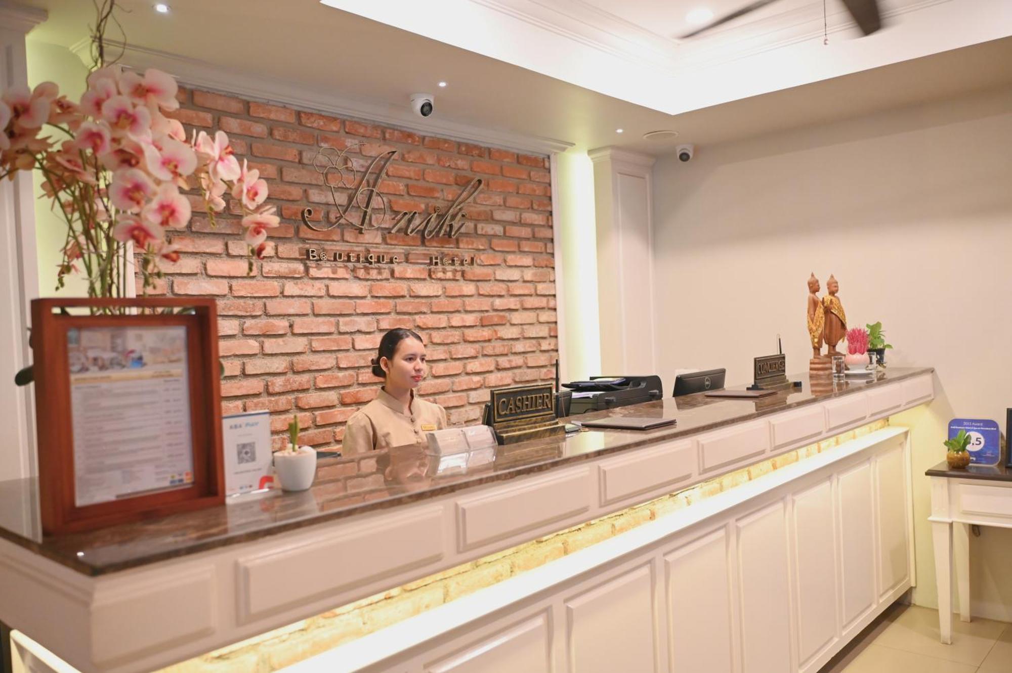 อนิก บูทิค โฮเต็ล แอนด์ สปา โนโรโดม Hotel พนมเปญ ภายนอก รูปภาพ